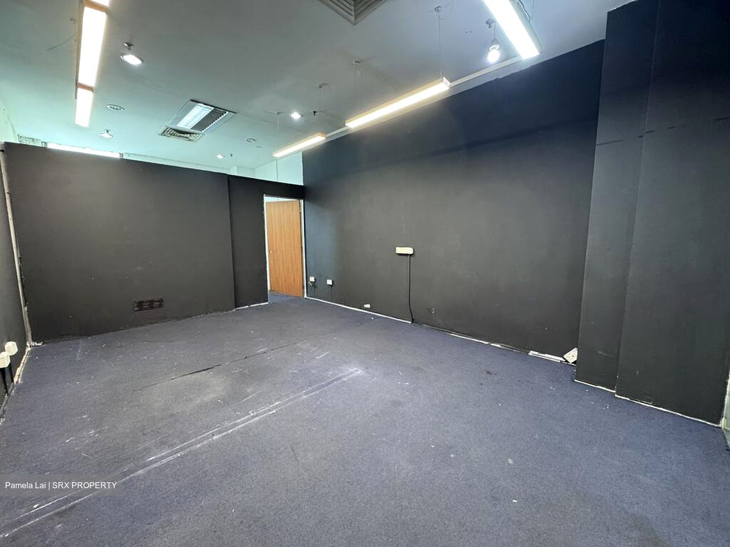 Kovan Road (D19), Office #581705441